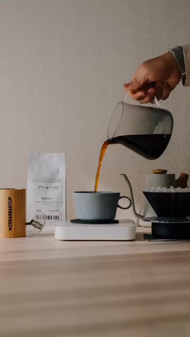 こんにちはー😊
こどもの日に最適ないいお天気ですねー☀️

毎週金曜はイトオカシ。のおやつ便の日です😊

水曜までのご予約で金曜にお届け（糸島市、福岡市西区）しています😊

今週は
🍎とろりんちょ
S¥520
チョイM¥980
M¥1300
L¥1950
【原材料】豆腐、ココナッツオイル、てんさい糖、ココア、ココヤシの花蜜糖

🍎バスクチーズケーキ
1/4カット¥500
ホール¥2000
【原材料】生クリーム、クリームチーズ、てんさい糖、卵、米粉

ご予約は5/7（水）まで🍊
お渡しは5/9（金）です🍊

ロスが無いようにするため、ご予約の方のみに販売しています。
ご了承ください。

#イトオカシ。　#毎週金曜日はイトオカシ。のおやつ便　#糸島　#安心